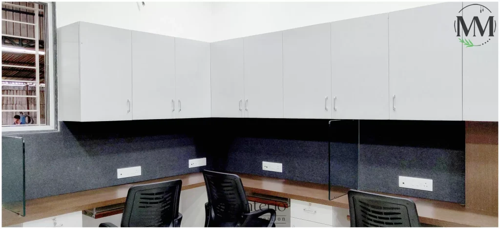 Decon Equipment, Spine Road